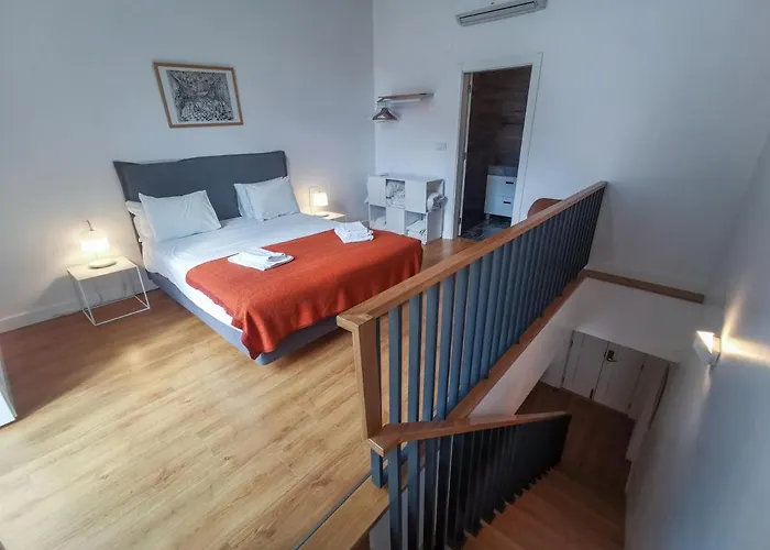 Fanqueiros Apartment