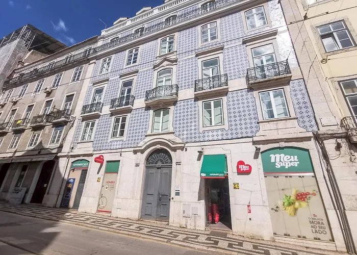 Fanqueiros Apartment